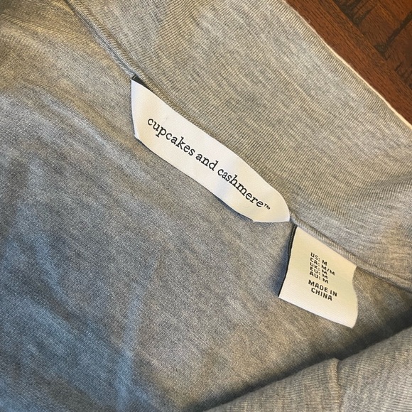 Cupcakes and Cashmere Sleep Shirt Women's Medium Gray Button Up Long Sleeve - Picture 5 of 6